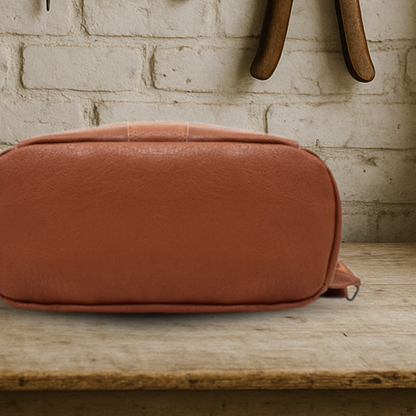 LUMA LOVE | Soft premium leather rucksack